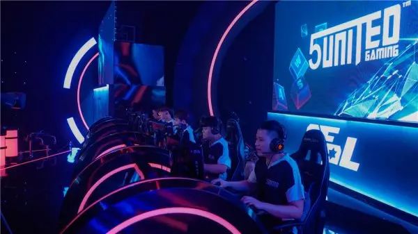 体现的无助 体现的无助