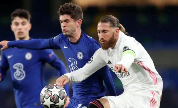 球迷之间搭 球迷之间搭