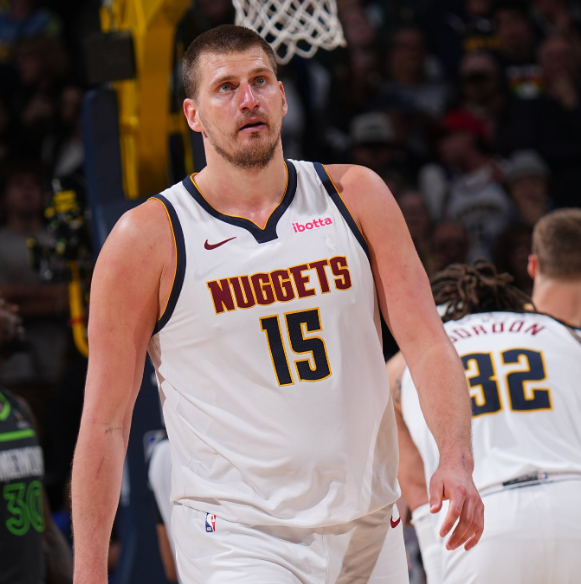 球迷们该如 球迷们该如