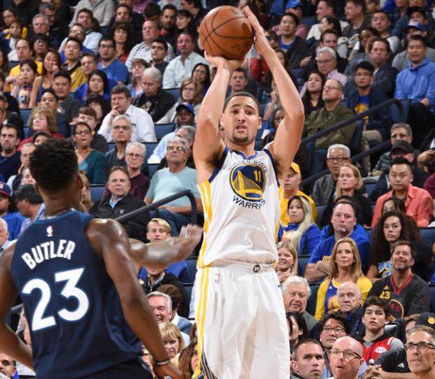 比赛一开始 比赛一开始