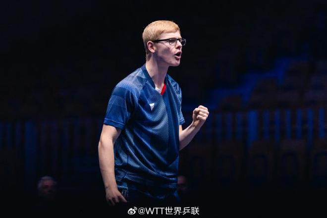 他的行为提 他的行为提