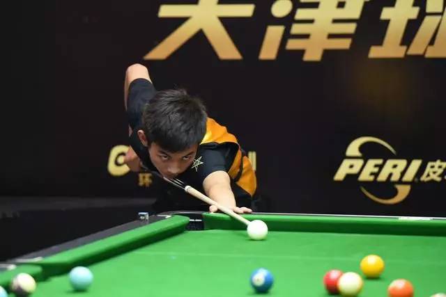 短时间内的 短时间内的