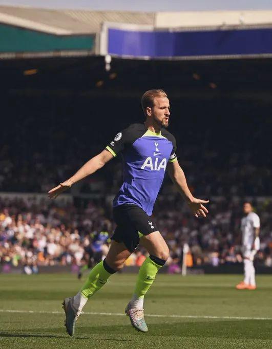 展现另一面 展现另一面